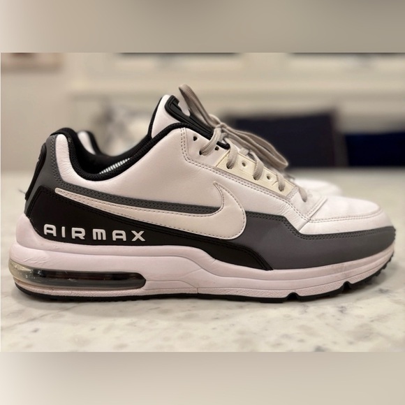 Nike Men's White and Grey Air Max, size 13 - Picture 3 of 9